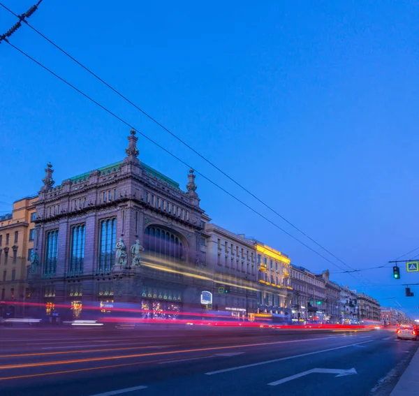 Prospettiva Nevsky Sera San Pietroburgo Russia — Foto Stock