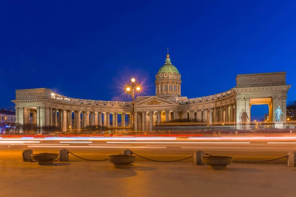 Evening Nevsky Prospect Saint Petersburg Russia — Stock Photo, Image