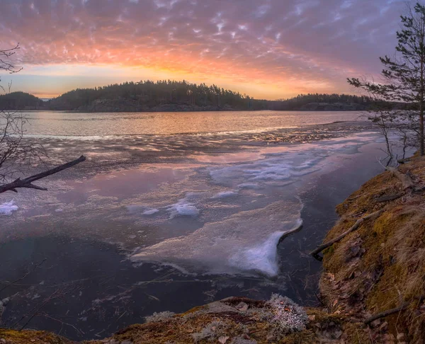 Beautiful Spring Sunrise Lake Ladoga Karelia — Stock Photo, Image