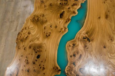 Büyük ahşap masa, güzel modern masa.