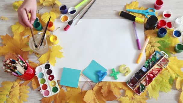 Drawing yellow sun on paper. Autumn inspiration — Stock Video