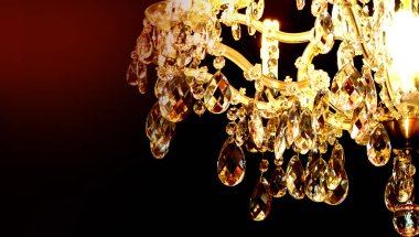 Güzel kristal avize tavan