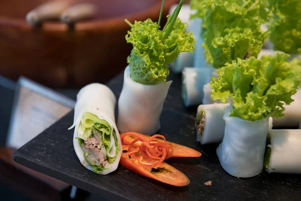 Çin 'de börek, un, pirinç unu, krep ve kızarmış yiyecek.