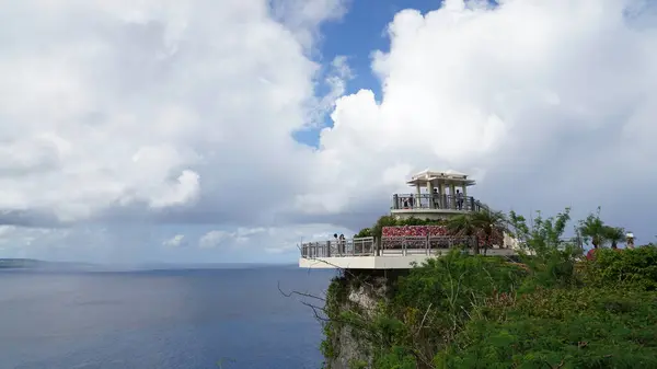 Denizdeki Aşk Kayalıkları