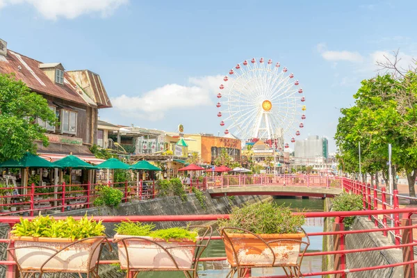 Eğlence parkı şehir enerjisine sahip.