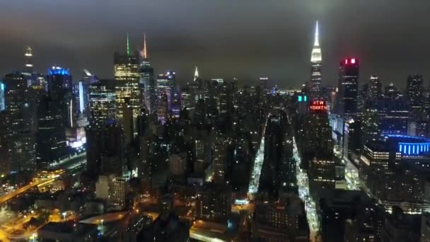 Letecké Záběry Centra New Yorku Noci — Stock video