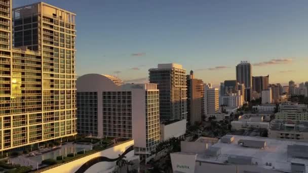 Antenne Van Miami Beach Bij Zonsondergang Florida — Stockvideo