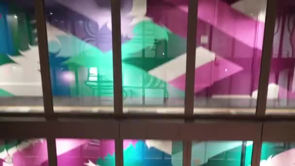 Antenne Der Modernen Eigentumswohnung Kunst Bushwick Brooklyn Bei Nacht — Stockvideo