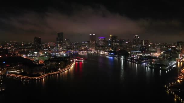 Baltimore Noche Aérea Centro Ciudad — Vídeo de stock