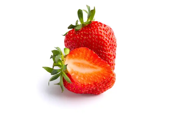 Saftige Und Schöne Erdbeeren Auf Isoliertem Weißen Hintergrund — Stockfoto
