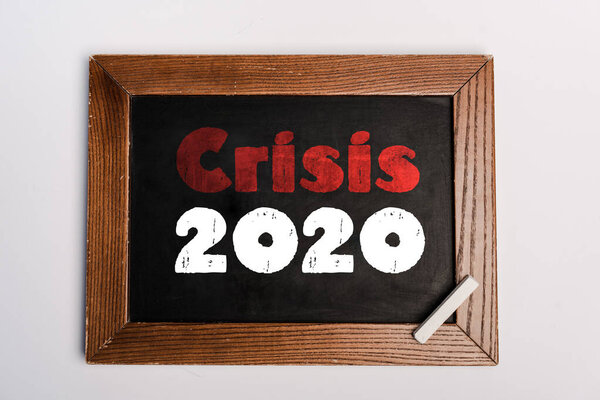 Crisis 2020 Lettering Written Chalkboard White Background Coronavirus Concept — Stock Photo, Image