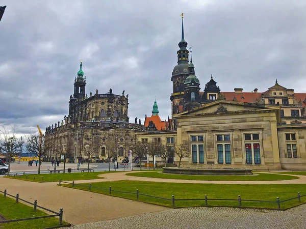 Bahar Mevsiminde Dresden Sokakları — Stok fotoğraf