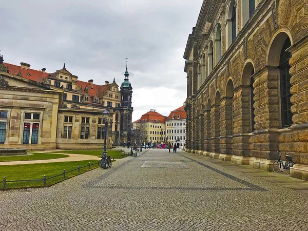 Bahar Mevsiminde Dresden Sokakları — Stok fotoğraf