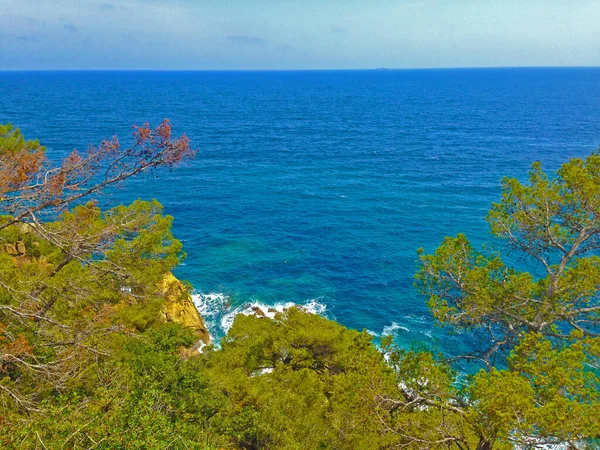 Sziklák Vízzel Partján Lloret Mar Spanyolországban — Stock Fotó