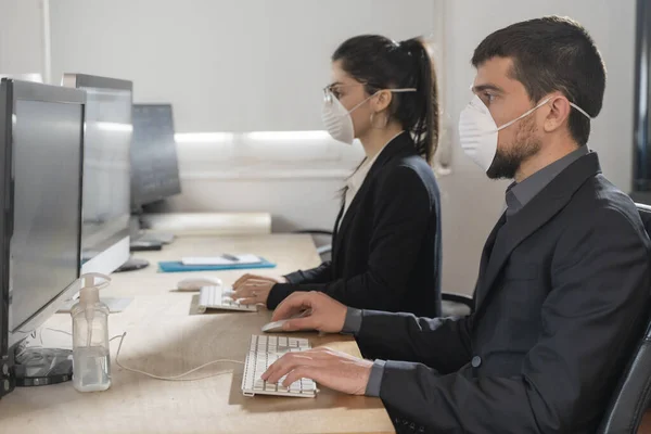 Coronavirus Office Workers Mask Corona Virus Business Workers Wear Masks — Stock Photo, Image