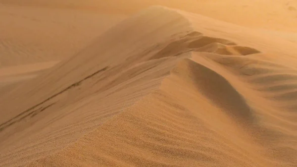 Fantastisk Solnedgang Ørkenen Smuk Arabisk Ørken Med Varme Farver Farverige - Stock-foto