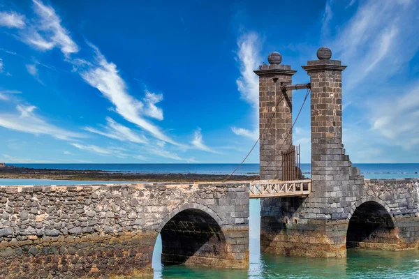 Ponte Pietra Isola Canarino Cielo Blu Isola Lanzarote — Foto Stock