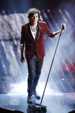 Şarkıcı Ermal Meta