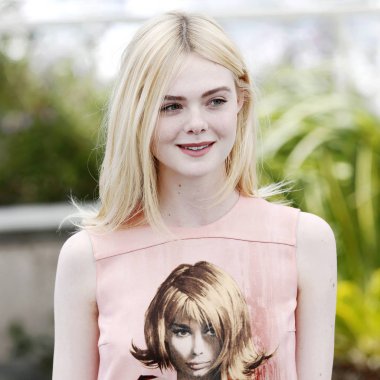 Oyuncu Elle Fanning