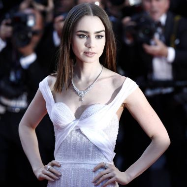 Aktris Lily Collins 