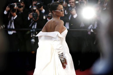 Şarkıcı Robyn Rihanna Fenty