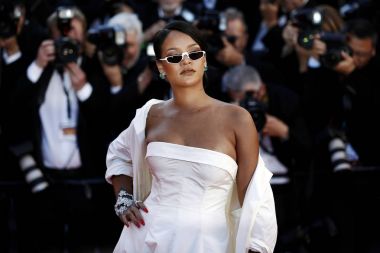 Şarkıcı Robyn Rihanna Fenty