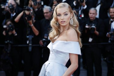 Modeli Elsa Hosk