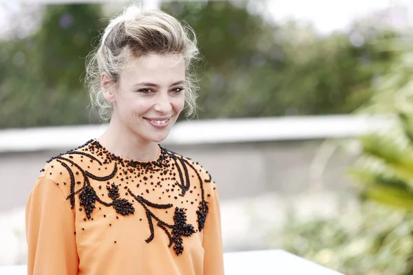 oyuncu Yasemin Trinca 