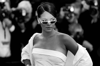 Şarkıcı Robyn Rihanna Fenty
