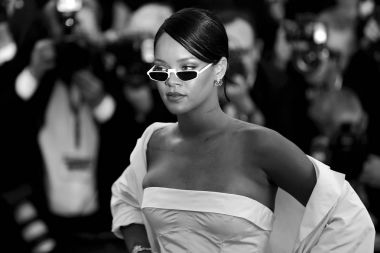 Şarkıcı Robyn Rihanna Fenty