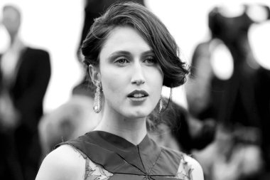 Model Anna Cleveland