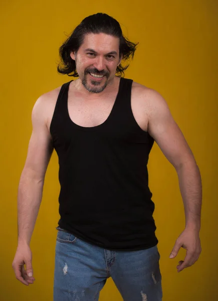 Male Bodybuilder Wearing Dark Tanktop Ripped Muscular Torso Studio Shot — Stock Photo, Image