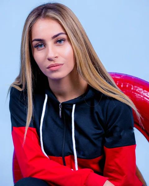 Porträt Attraktive Junge Blondine Hübsches Junges Model Mädchen Sportbekleidung Posiert — Stockfoto