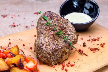 Baharatlı ızgara et.