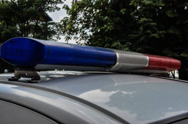 Polis arabasının ışığı.
