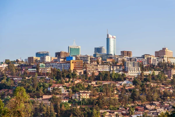 Vista panorámica del distrito de negocios de la ciudad de Kigali, Ruanda , — Foto de Stock