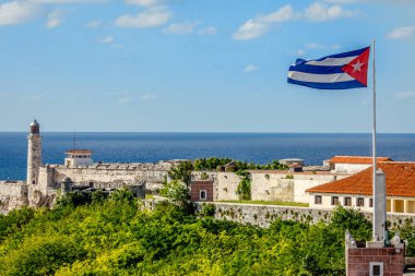 Fener, toplar ve Küba fla el Morro İspanyol kale