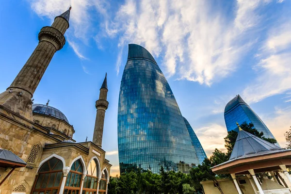 Şehit ve modern Cam merkezi iş Türk Camii 