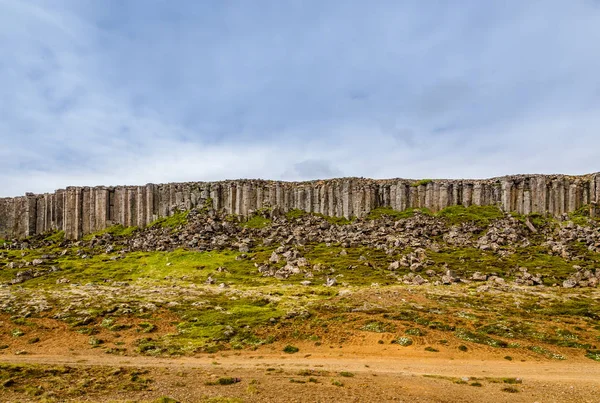 Gerduberg dolerite penhascos basalto formação de rocha, Sn =fellsnes , — Fotografia de Stock