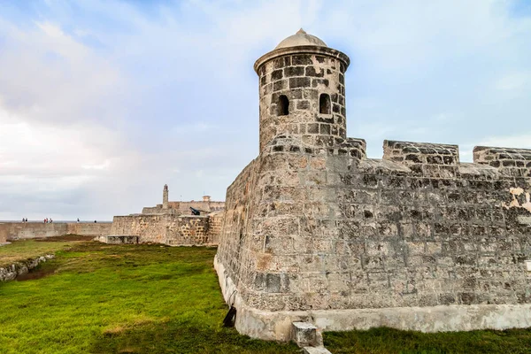Castillo San Salvador de la Punta İspanyol kalesi duvarları Havana,