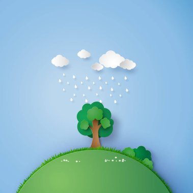  yağmur ve bulut alanıyla yalnız ağaçta.