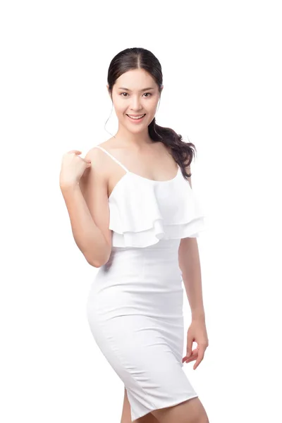 Junge Glückliche Schönheit Asiatin Mit Weißem Kleid Isoliert Schönes Hautkonzept — Stockfoto