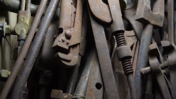 Old and rusty tools. Slow-motion close-up — Stock Video