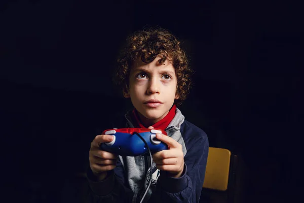 Videogame Bambini Bambini Nerd Che Usano Controller Console Videogiochi Sfondo — Foto Stock
