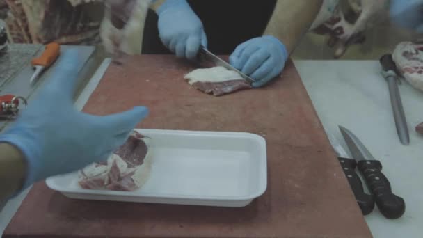 Het Snijden Van Vlees Voorraad Video — Stockvideo