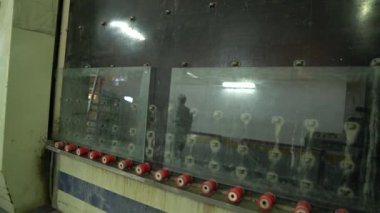 Cam fabrikasının manzarası.