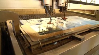 Cam fabrikasının manzarası.