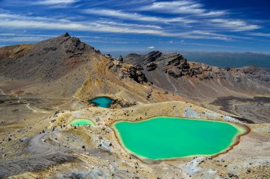 Tongariro Alp Geçidi, 194 km uzunluğunda saf Yeni Zelanda güzelliği.