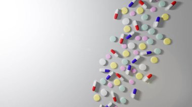 COVID 19 Coronavirus İlaç konsepti bir tablette. Yeni korona virüsü için antiviral ilaç kavramı. Corona tedavisi için ilaç firması. Covid Tedavi, salgın, dünya broşürü konseptini kapat
