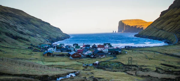 Stroymoy Adası Faroe Adaları 'ndaki Trojnuvik köyü